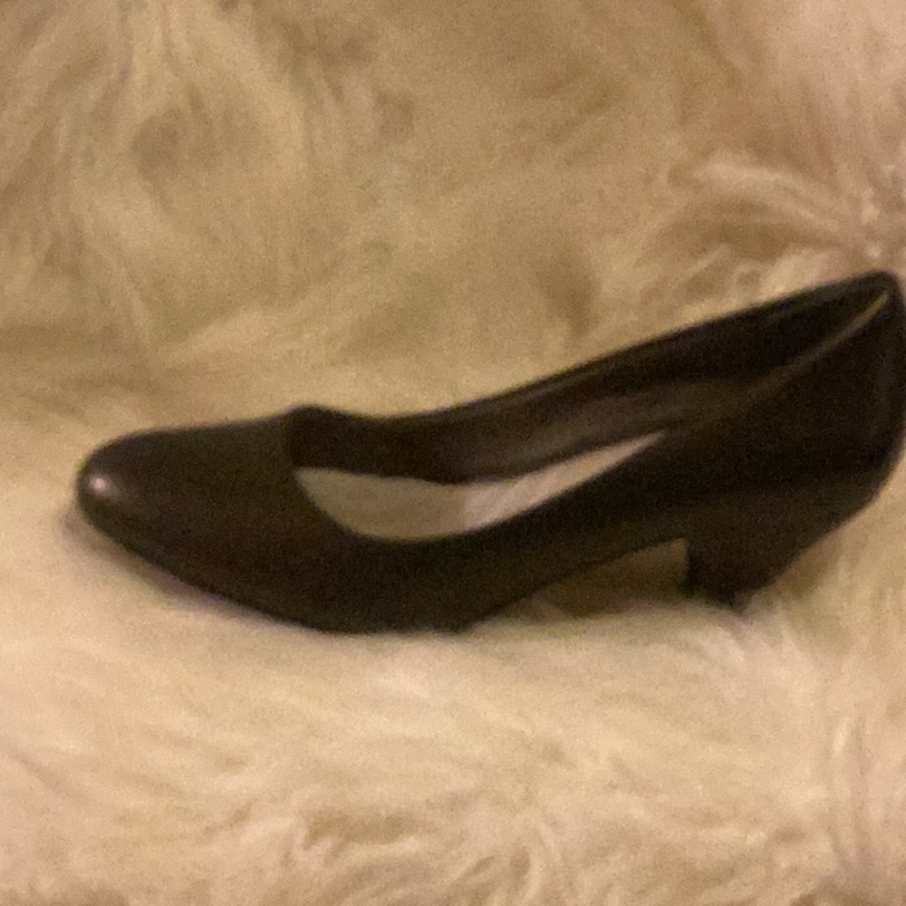 Elegant Pewter Women's Shoes